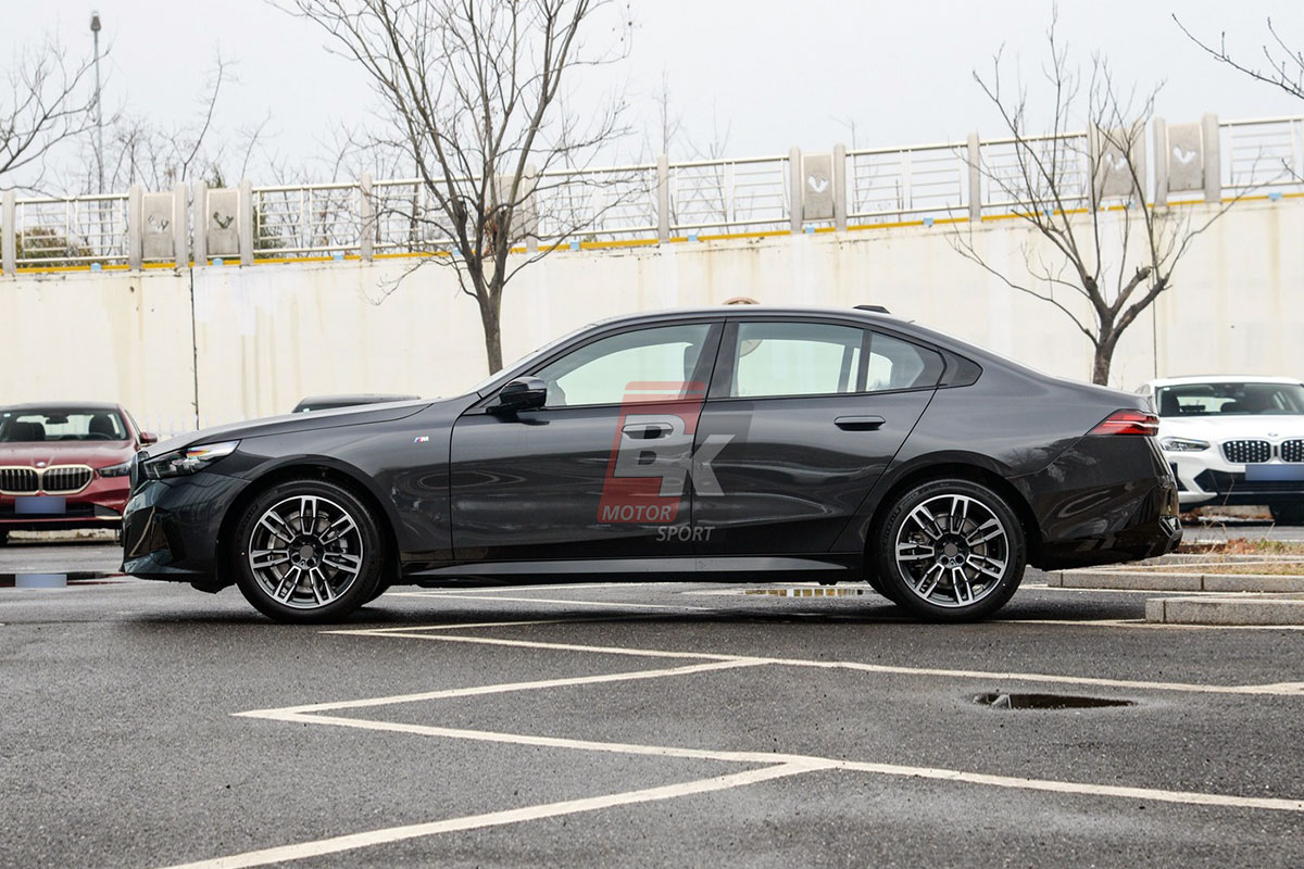 BKM 5 Series M Tech Style Body Kit, fits BMW 5 Series G60 BKM 5 Series M Tech Style Body Kit, fits BMW 5 Series G60